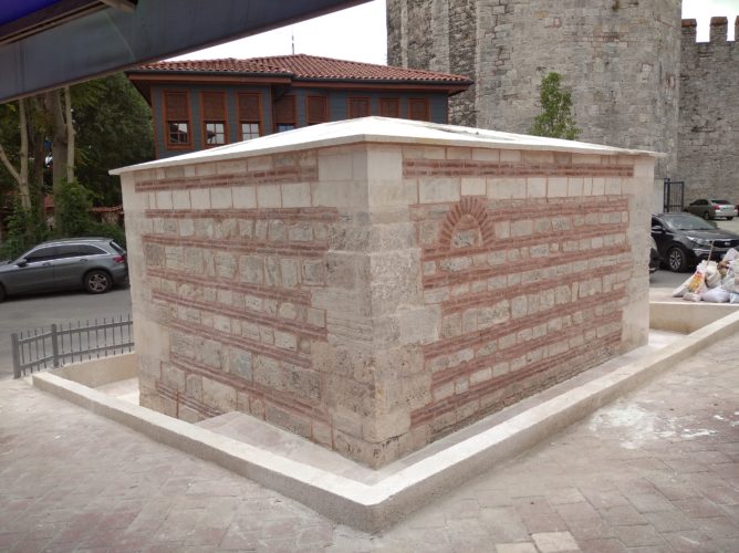 YEDİKULE MEYDAN ÇEŞMESİ